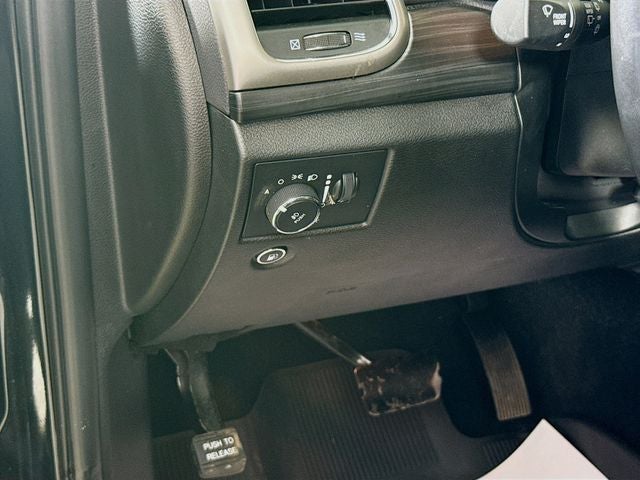 2021 Jeep Grand Cherokee Laredo X w/ HEATED SEATS
