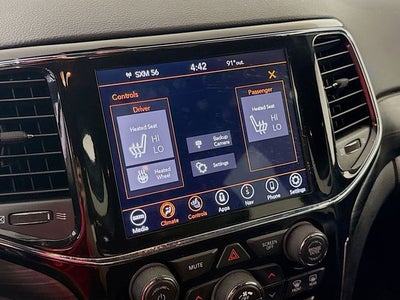 2021 Jeep Grand Cherokee Laredo X w/ HEATED SEATS
