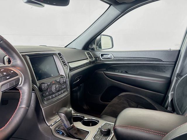 2018 Jeep Grand Cherokee Trailhawk 4WD w/ PWR SUNROOF