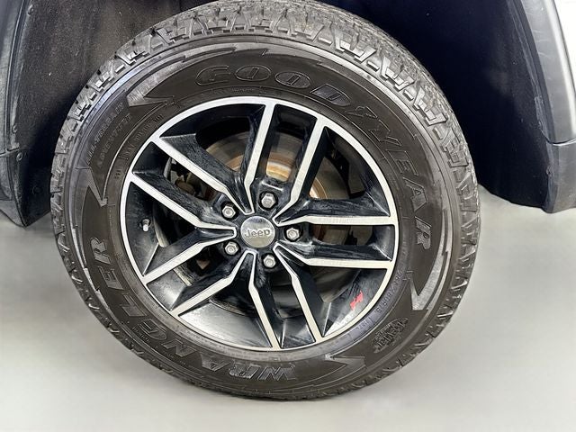 2018 Jeep Grand Cherokee Trailhawk 4WD w/ PWR SUNROOF