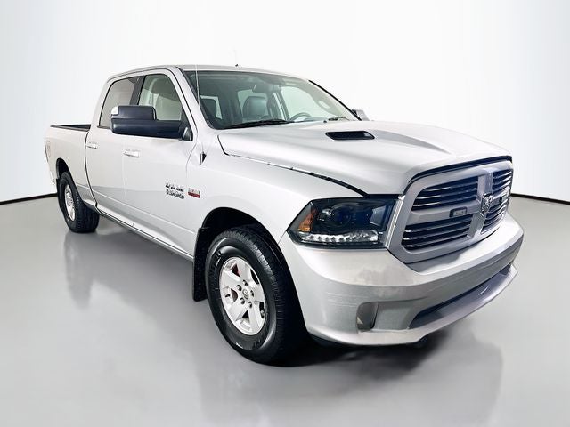 2015 RAM 1500 Sport w/ HEATED SEATS & WHEEL