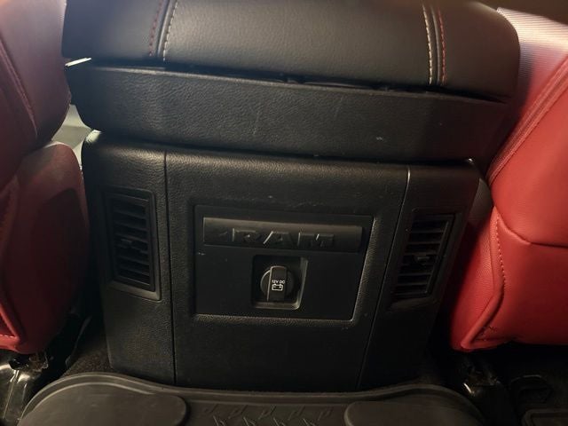 2017 RAM 1500 Rebel 5.7l HEMI