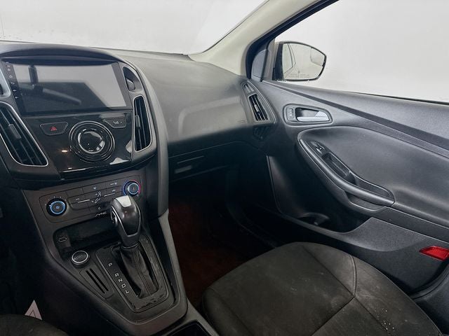 2015 Ford Focus SE WHOLESALE SPECIAL!!!