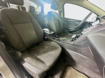 2015 Ford Focus SE WHOLESALE SPECIAL!!!