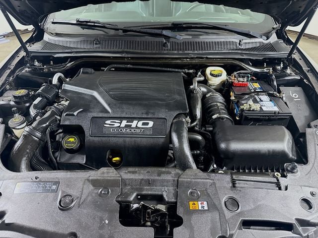 2017 Ford Taurus SHO AWD w/ MOONROOF