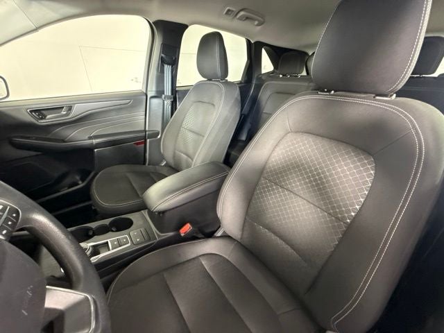 2025 Ford Escape Active w/ WIRELESS CARPLAY