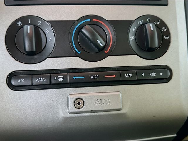 2015 Ford Expedition XL 4WD w/ ONLY 57K MILES