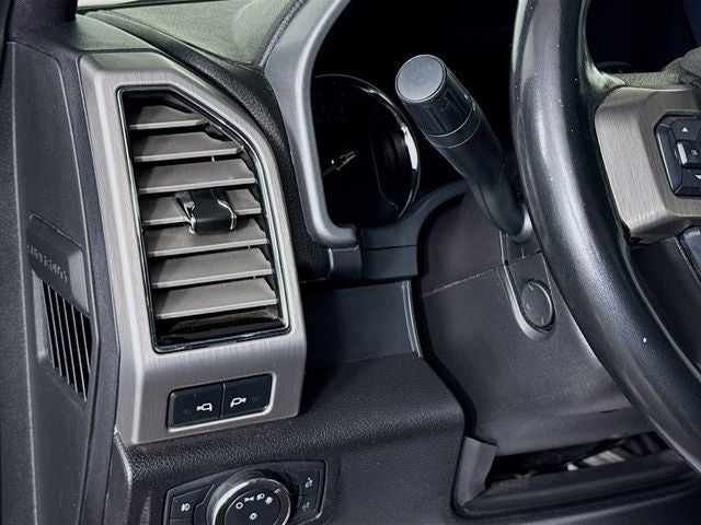 2019 Ford F-250SD Platinum w/ PWR MOONROOF