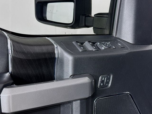 2019 Ford F-250SD Platinum w/ PWR MOONROOF