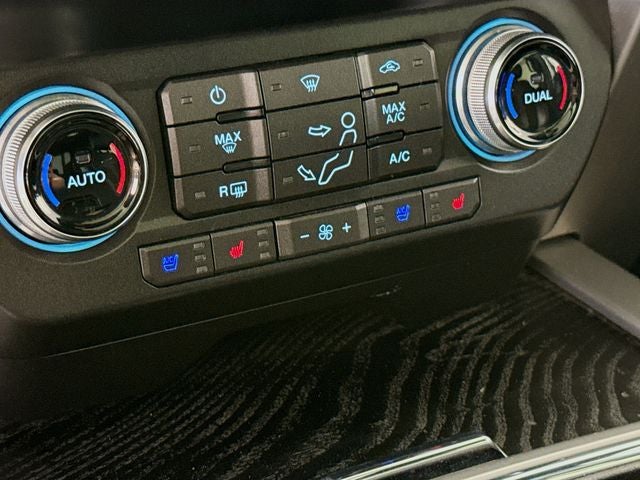 2019 Ford F-250SD Platinum w/ PWR MOONROOF