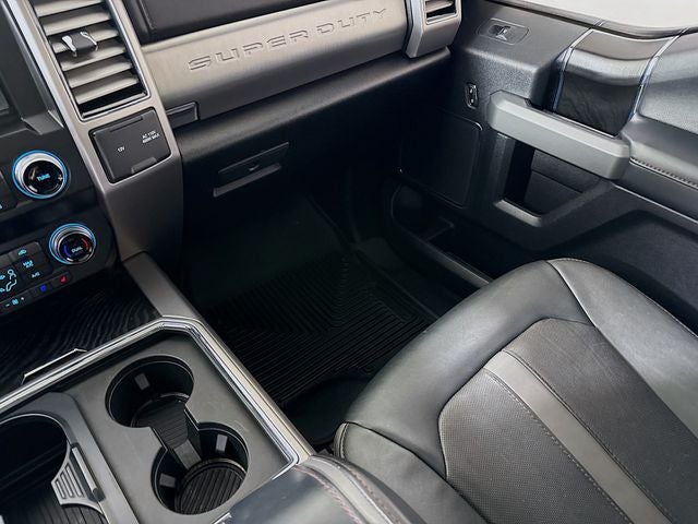2019 Ford F-250SD Platinum w/ PWR MOONROOF