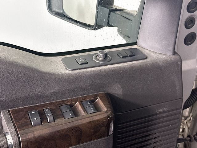 2014 Ford F-250SD Platinum w/ PWR MOONROOF