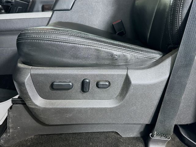 2014 Ford F-250SD Platinum w/ PWR MOONROOF