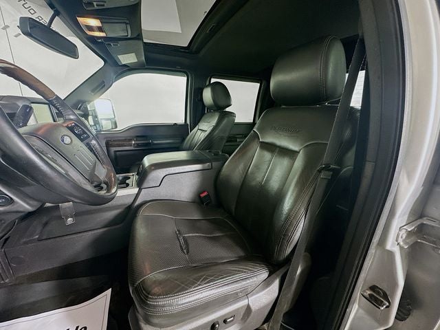 2014 Ford F-250SD Platinum w/ PWR MOONROOF