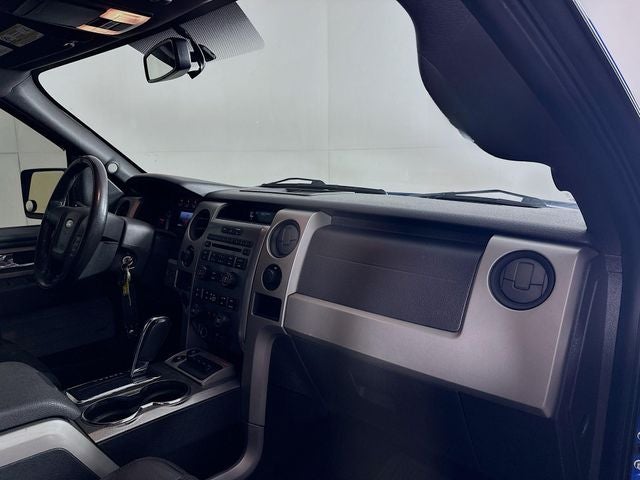 2011 Ford F-150 SVT Raptor w/ PWR MOONROOF