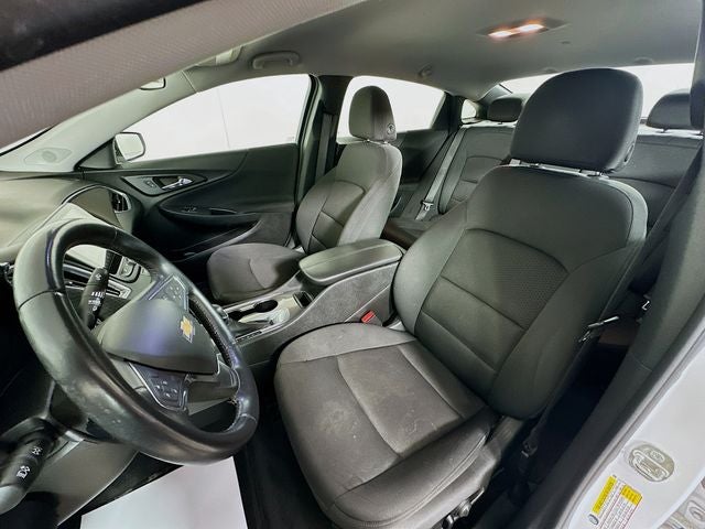 2021 Chevrolet Malibu LT w/ HEATED SEATS