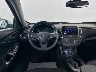 2021 Chevrolet Malibu LT w/ HEATED SEATS