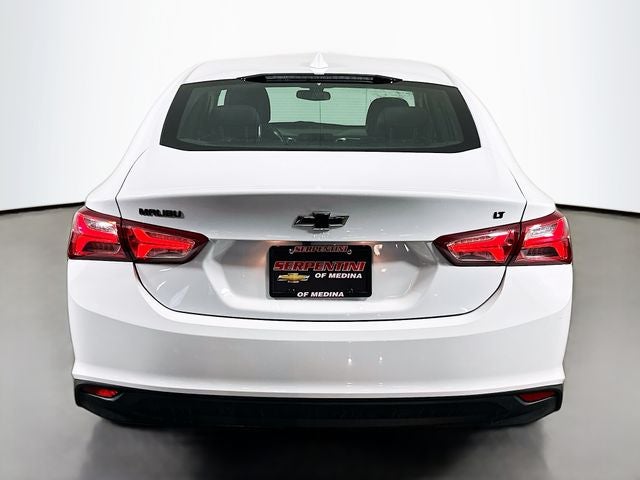 2021 Chevrolet Malibu LT w/ HEATED SEATS