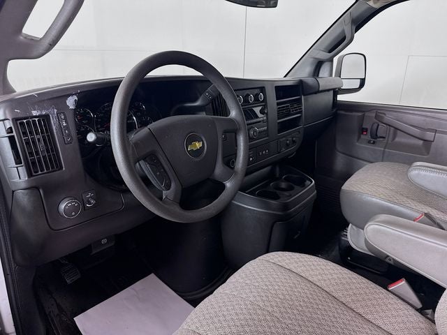 2017 Chevrolet Express 2500 LT Passenger