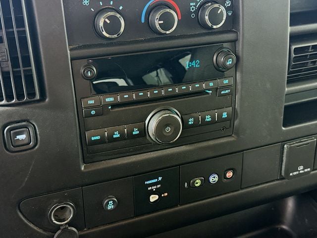 2017 Chevrolet Express 2500 LT Passenger