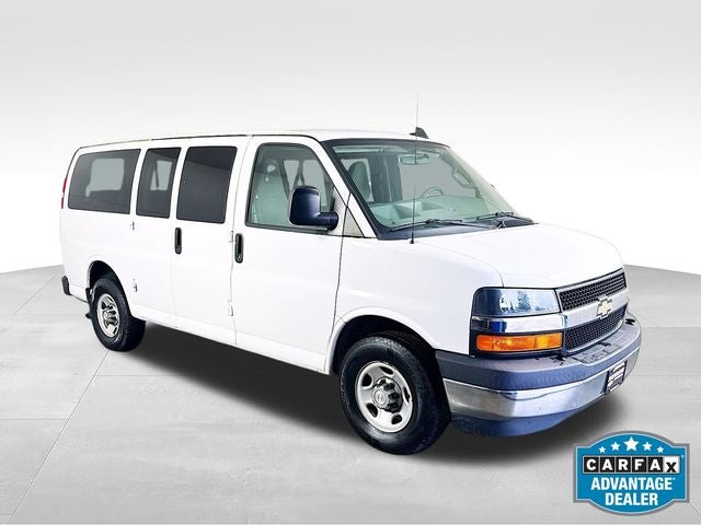 2017 Chevrolet Express 2500 LT Passenger