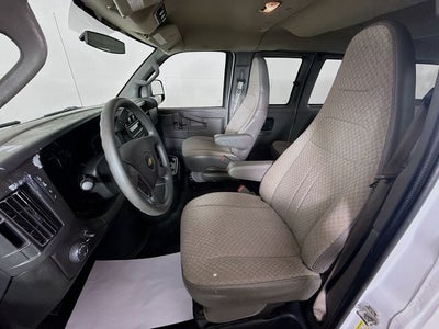 2017 Chevrolet Express 2500 LT Passenger