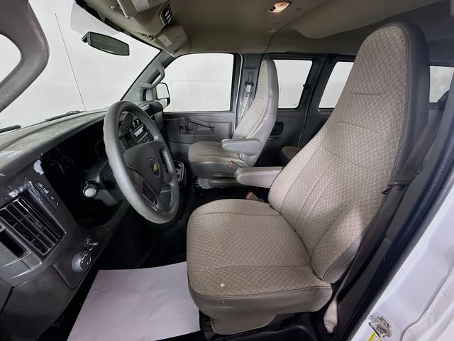 2017 Chevrolet Express 2500 LT Passenger