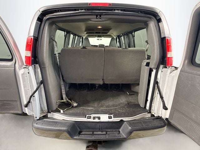 2017 Chevrolet Express 2500 LT Passenger