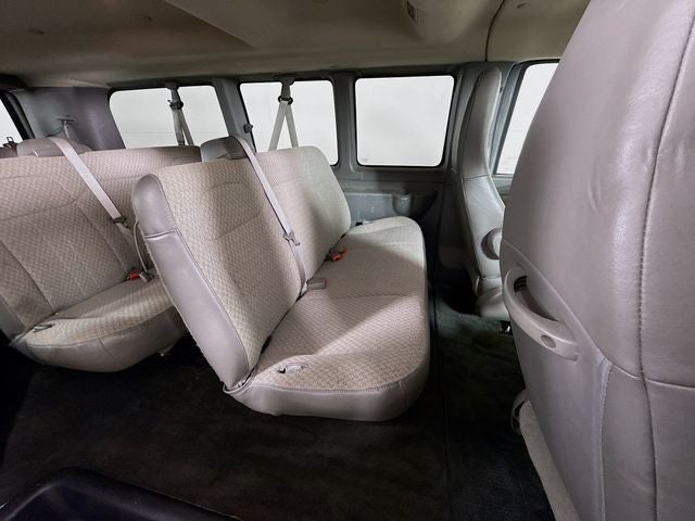 2017 Chevrolet Express 2500 LT Passenger