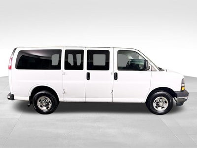 2017 Chevrolet Express 2500 LT Passenger