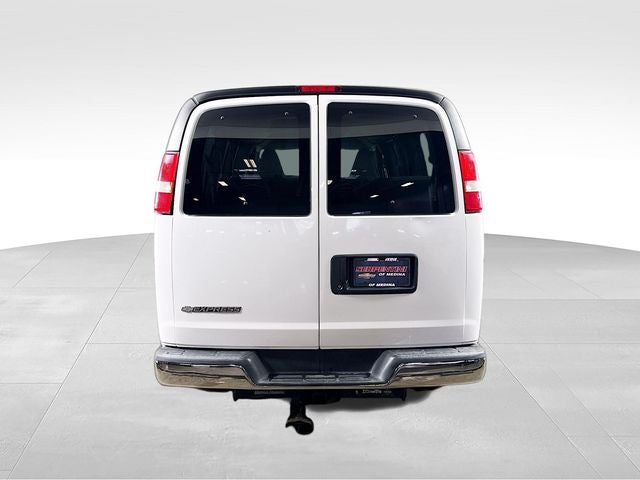 2017 Chevrolet Express 2500 LT Passenger
