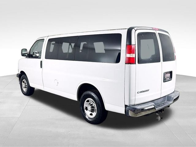 2017 Chevrolet Express 2500 LT Passenger