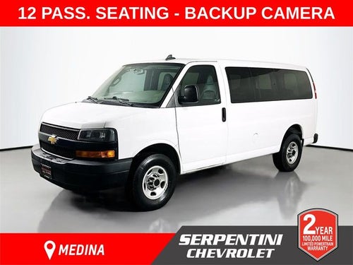 2022 Chevrolet Express 3500 LS Passenger
