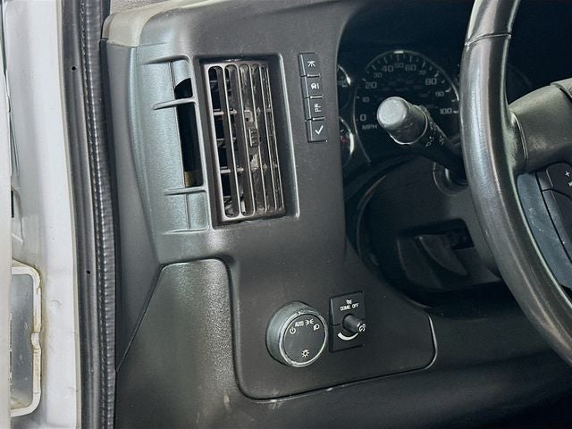 2022 Chevrolet Express 3500 LS Passenger
