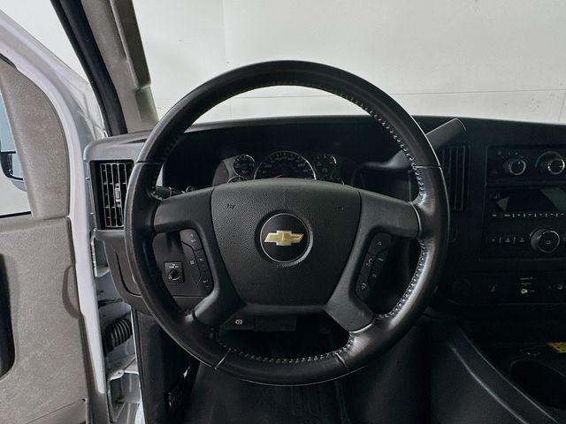 2022 Chevrolet Express 3500 LS Passenger