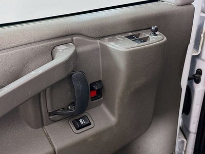 2022 Chevrolet Express 3500 LS Passenger