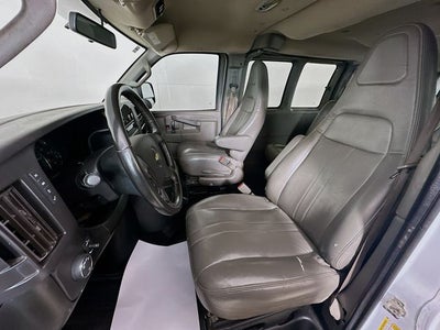 2022 Chevrolet Express 3500 LS Passenger