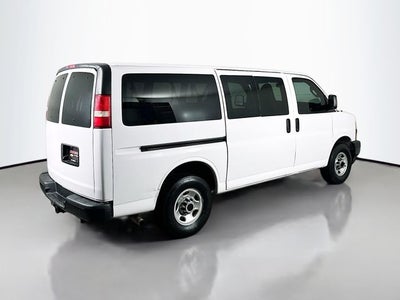 2022 Chevrolet Express 3500 LS Passenger