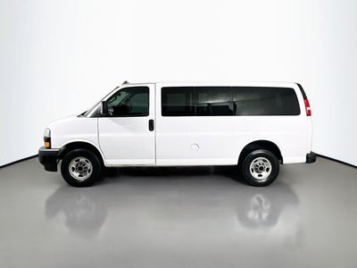 2022 Chevrolet Express 3500 LS Passenger