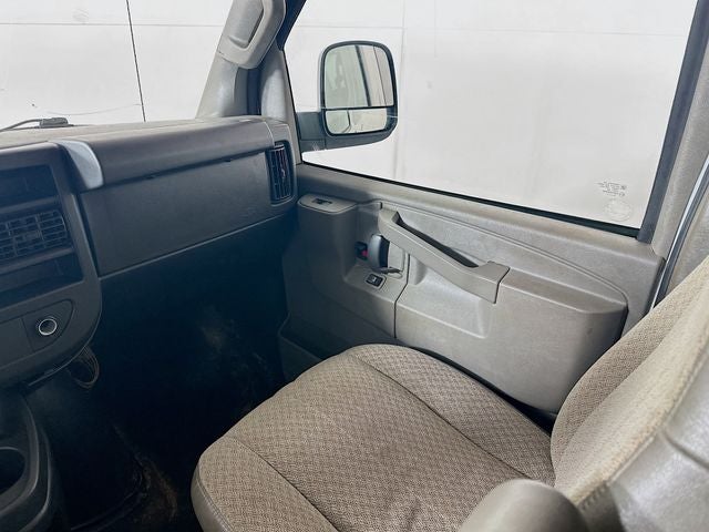 2020 Chevrolet Express 3500 LT 12 Passenger w/ CLEAN CARFAX