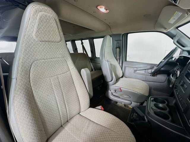 2020 Chevrolet Express 3500 LT 12 Passenger w/ CLEAN CARFAX