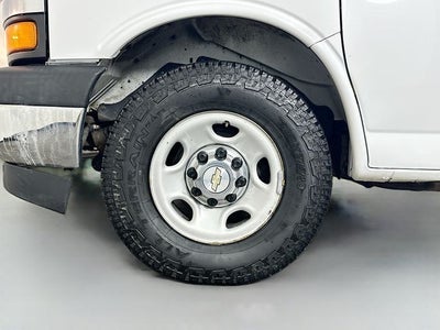 2020 Chevrolet Express 3500 LT 12 Passenger w/ CLEAN CARFAX