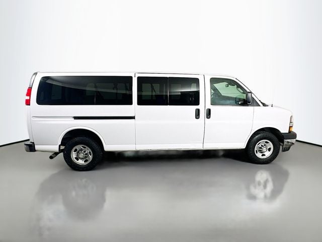 2020 Chevrolet Express 3500 LT 12 Passenger w/ CLEAN CARFAX
