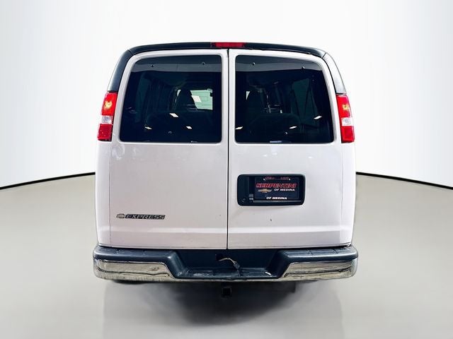 2020 Chevrolet Express 3500 LT 12 Passenger w/ CLEAN CARFAX