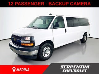 2020 Chevrolet Express 3500 LT 12 Passenger w/ CLEAN CARFAX