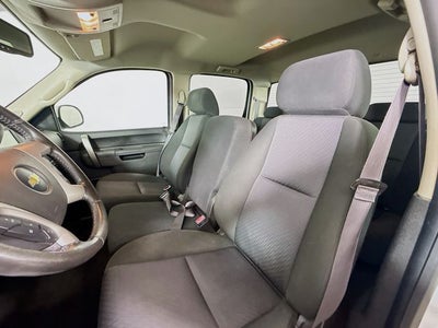 2014 Chevrolet Silverado 2500HD LT w/ CLEAN CARFAX