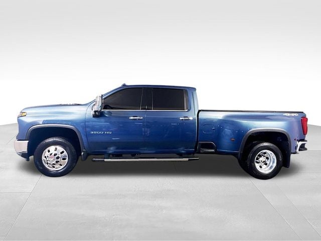 2025 Chevrolet Silverado 3500HD LTZ w/ SURROUND VISION
