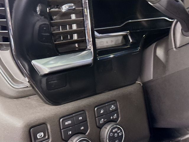 2025 Chevrolet Silverado 3500HD LTZ w/ SURROUND VISION
