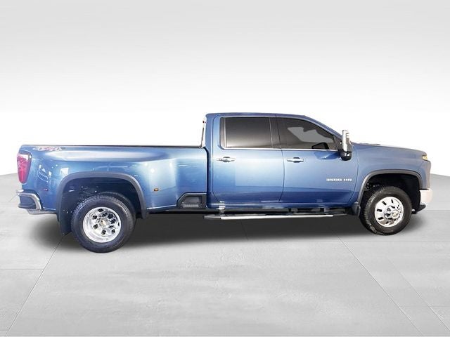 2025 Chevrolet Silverado 3500HD LTZ w/ SURROUND VISION