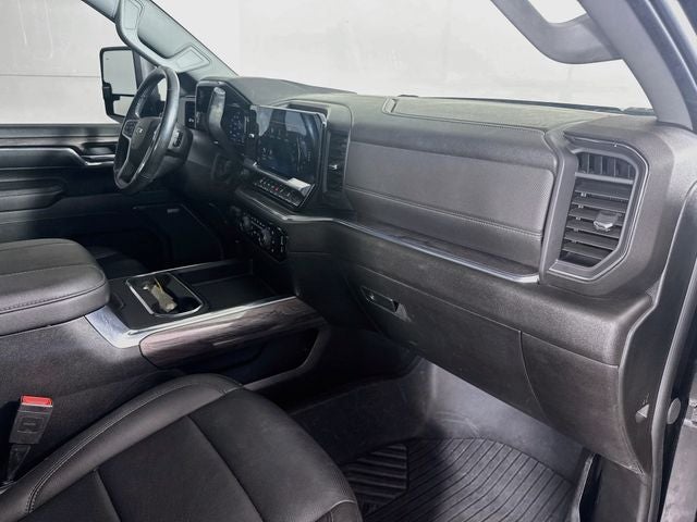 2024 Chevrolet Silverado 2500HD LTZ w/ PWR SUNROOF
